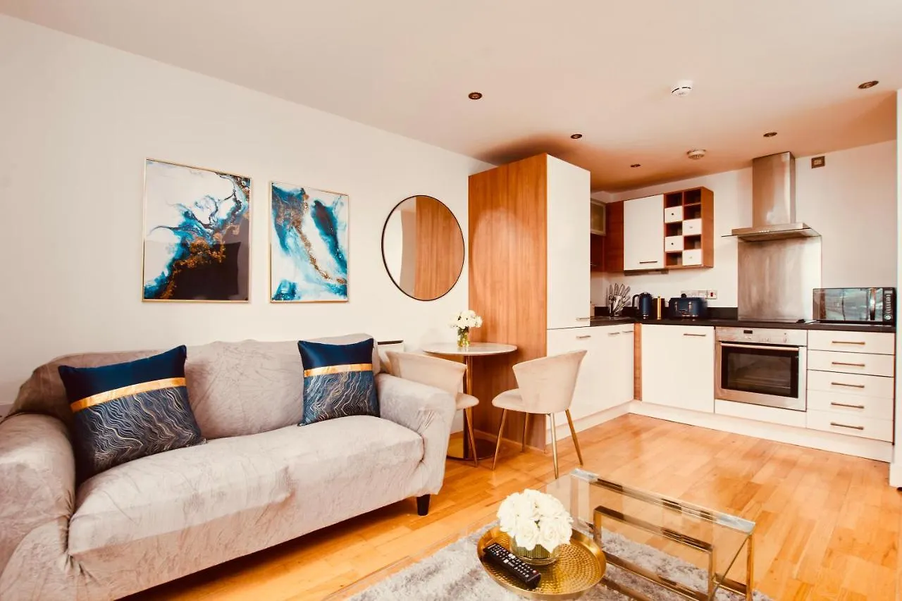 Daire Primedoorstep King Deluxe City Centre Apt Balcony View& Free Parking! Leeds  Birleşik Krallık